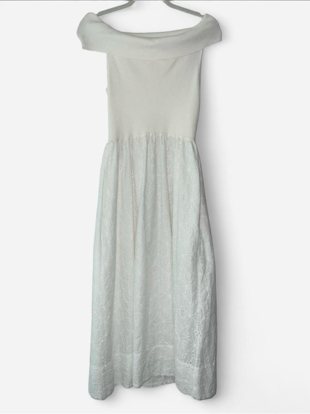 ASTR the Label Mixed Media Off Shoulder Eyelet Midi Dress White Size L - Picture 2 of 6